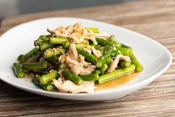 Chicken and Asparagus Stir Fry