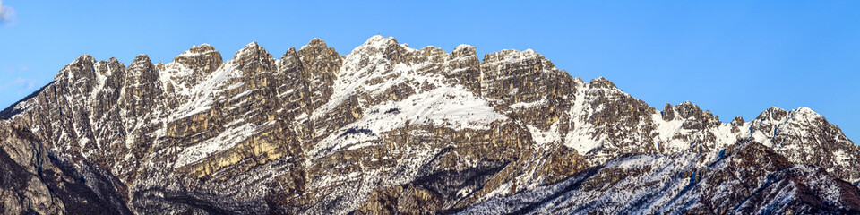 Fototapeta na wymiar Monte Resegone after a winter snowfall
