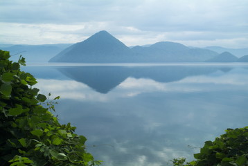 湖の朝