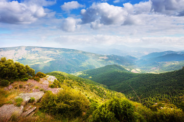 Obraz na płótnie Canvas Pyrenees mountains in summer