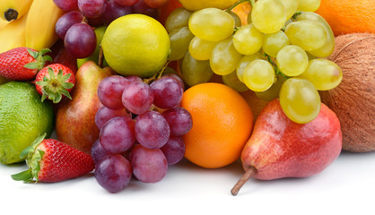 Fototapeta na wymiar set of fruits isolated on white background