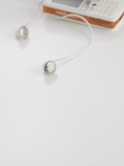 Mobile phone and ear buds