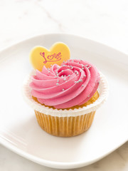 pink cupcake love