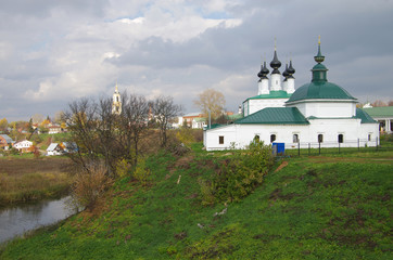 Suzdal, Church of the Entry Into Jerusalem and Pyatnitskaya Chur
