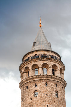 The Galata Tower, Beyoglu - Istanbul. Wonderful night colors