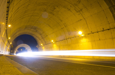 speed car lights at night
