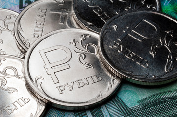 New symbol one rouble coins