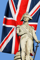Obraz premium Nelson statue over Union Jack