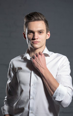 The man in the white shirt, backlighting