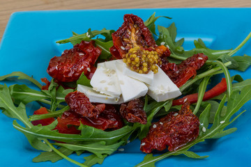 Salad with dried tomato