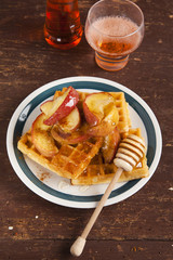 wafer Belgium with roasted apples, honey and aperitivo