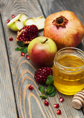 honey  apple and pomegranate