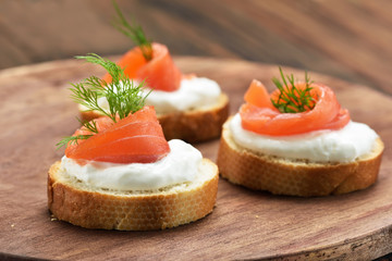 Sandwiches with salmon