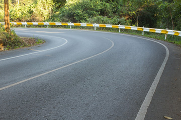 curved road