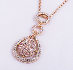 drop shape necklace with zircon and quartz