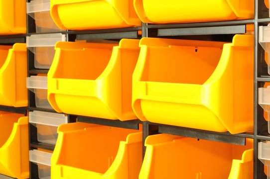 Wandregal Sichtboxen in der Industrie
