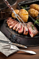 Steak mit bratkartoffel 