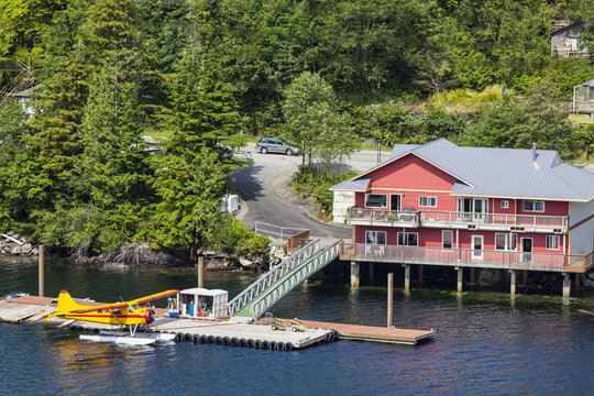 Float plane waits to refuel at depot on Tongass Narrows