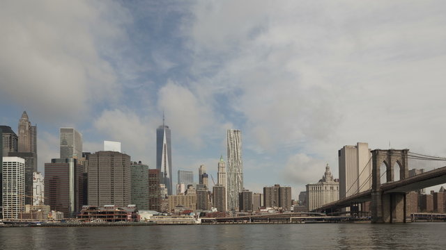 4K Time lapse pan shot Manhattan skyline