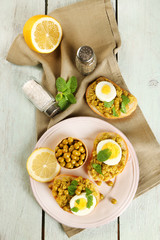 Sandwiches with green peas paste and boiled egg