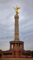 Golden Berlin angel statue on the column in Tiergarten