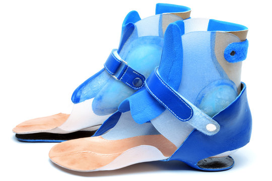 Orthese f&uuml;r Fu&szlig;, Kn&ouml;chel und Fu&szlig;gelenk