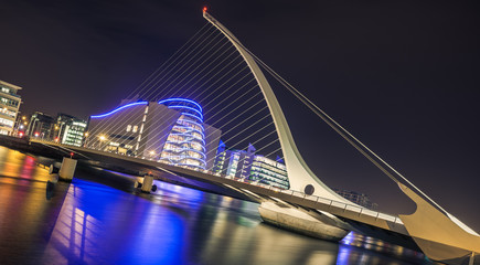Samuel Beckett bridge in Dublin, Ireland at night