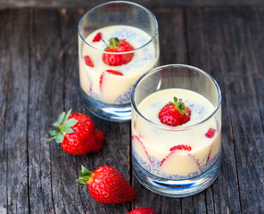 Strawberries and chia seeds pudding
