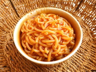 Nudeln in Tomatensauce