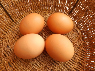 braune hühnereier