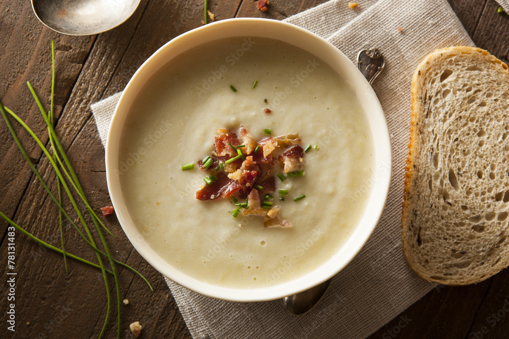 Sticker homemade creamy potato and leek soup