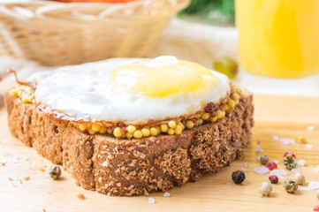 Sandwich with fried eggs