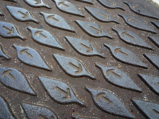Leaves-like rust steel floor metal plate