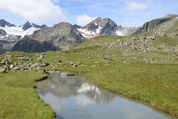 Naklejka na ściany i meble Mutterberger Seen, Stubaier Alpen