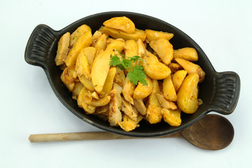 poêlée de pommes de terre au poulet