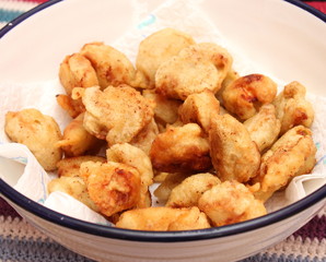 Doppelt gebackenes Hühnerfleisch