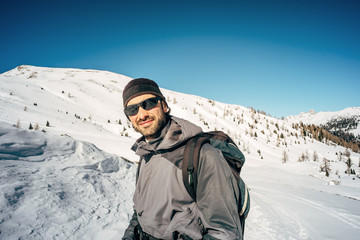 Fototapeta na wymiar Young hiker in the snow - Dolomiti