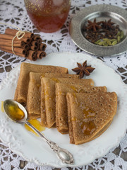 pancakes with honey