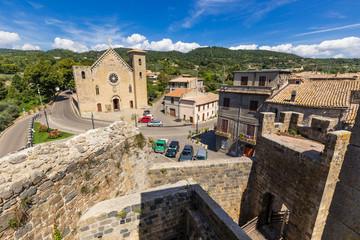 Fototapeta na wymiar street in medieval town, Italy