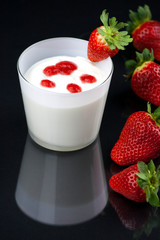 fresh yogurt's mousse with strawberry cream