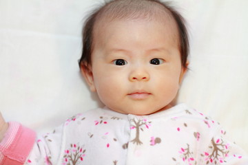 赤ちゃん(0歳児)の笑顔