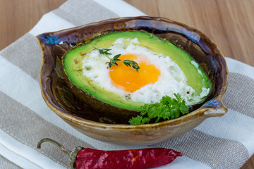 Egg backed in avocado