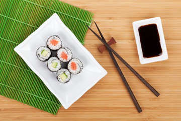 Sushi maki set and soy sauce