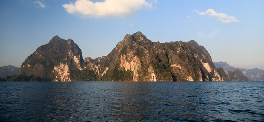 lake Khao Sok