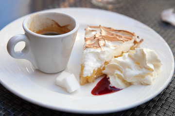 coffee and lemon cake