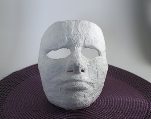 Plaster face mask