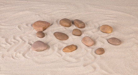 Obraz premium Rocks on the sand.
