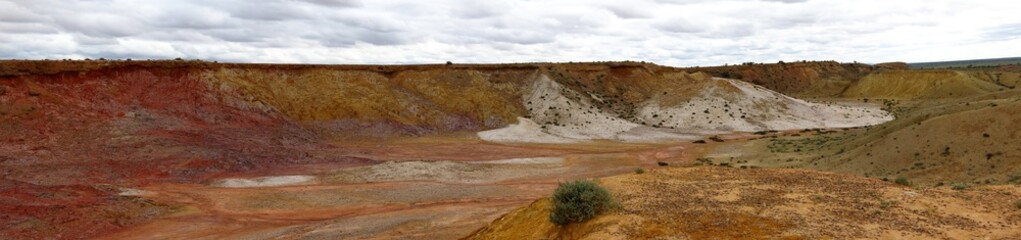 Obraz premium Ocre Pits, Oodnadatta Track, South Australia