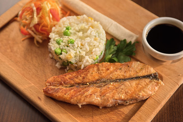Grilled salmon with rice