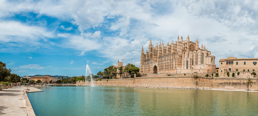 Naklejka premium Kathedrale Palma de Mallorca (Panorama)